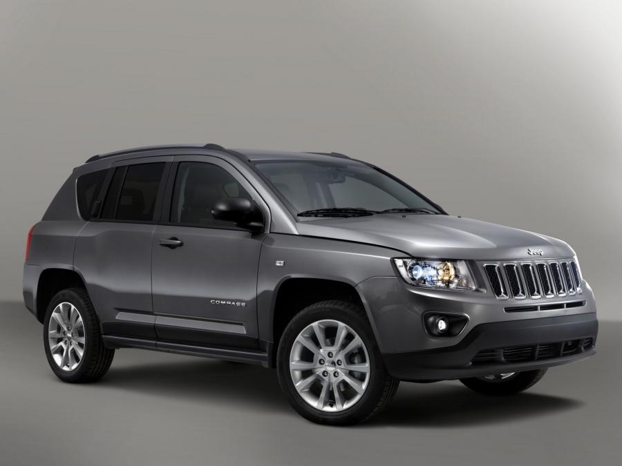  Jeep Compass Overland 2012 года  (фото 1 из 8)
